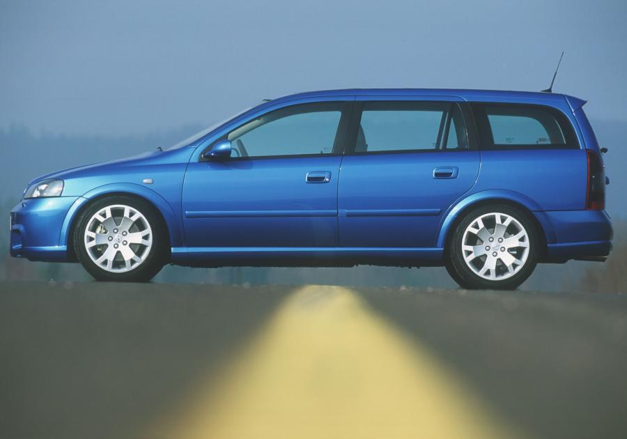  Opel Astra Caravan OPC (G) 2002 года  (фото 18 из 22)